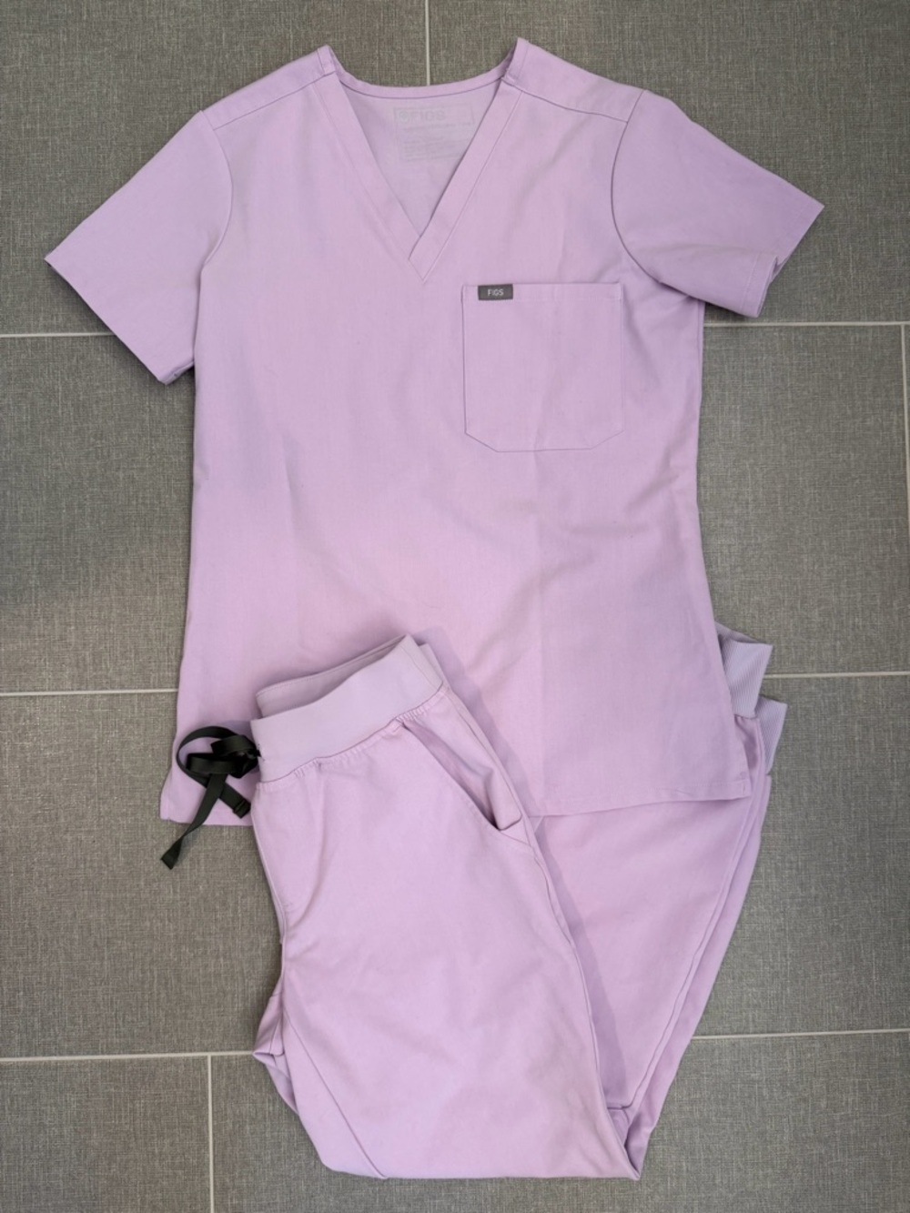 Figs Lavender Catarina and Zamora Scrub Set - Picture 5 of 6